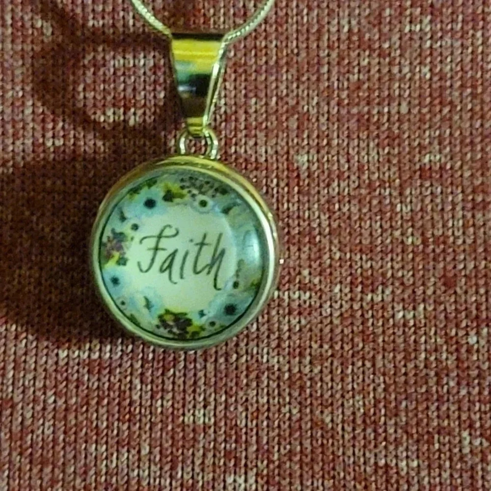 𝅺teen necklaces